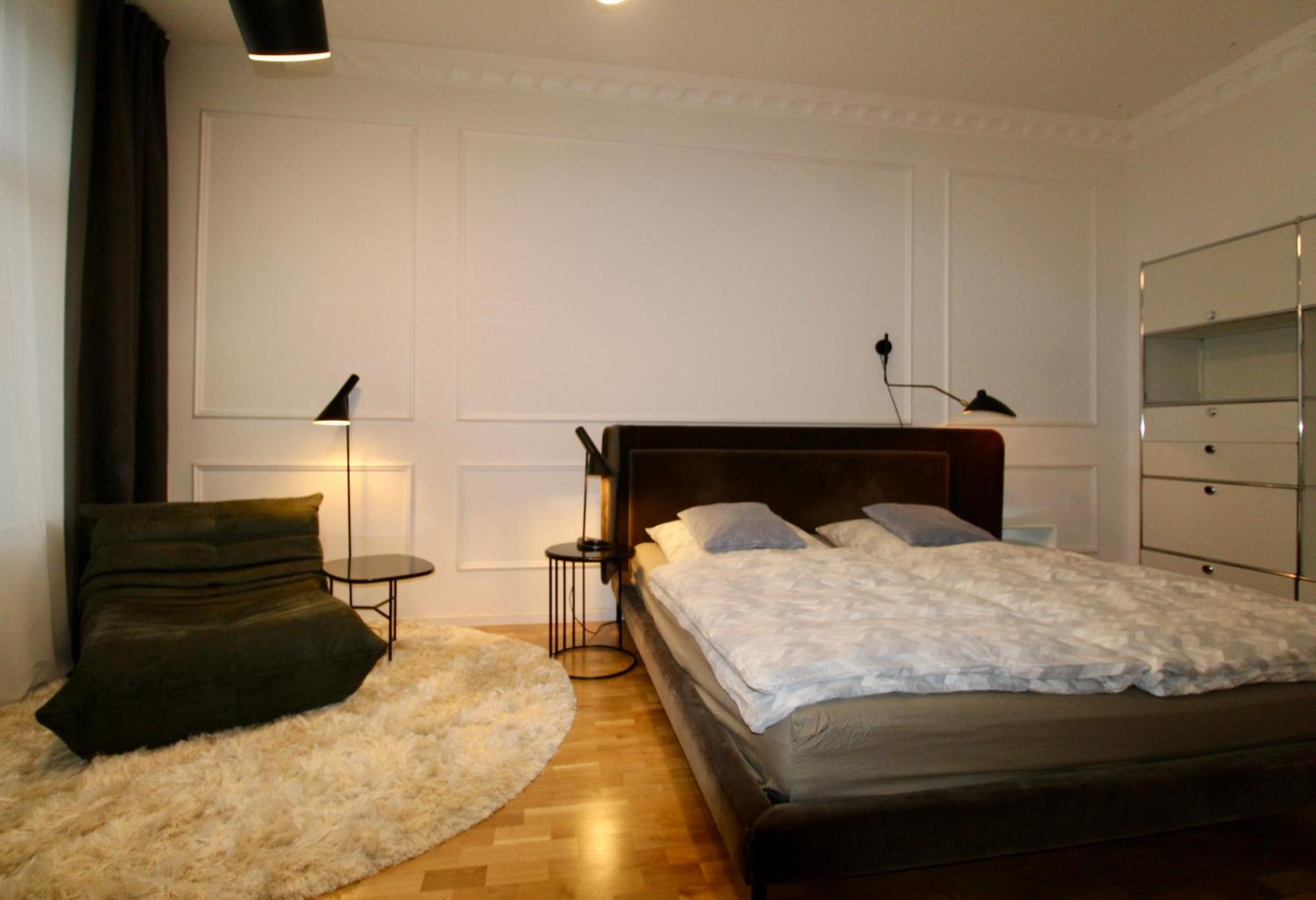Zentrales Hochwertiges Gruenderzeit-apartment Thomasius * Лейпциг